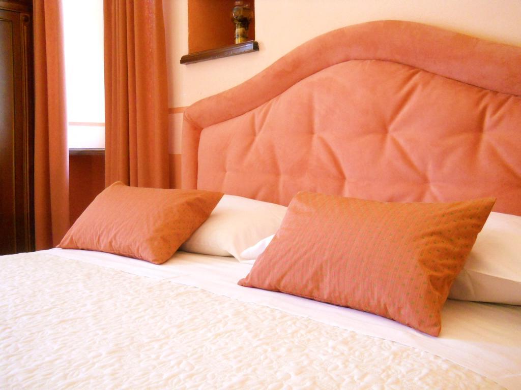 Tenuta Calabiana Diano dʼAlba Zimmer foto