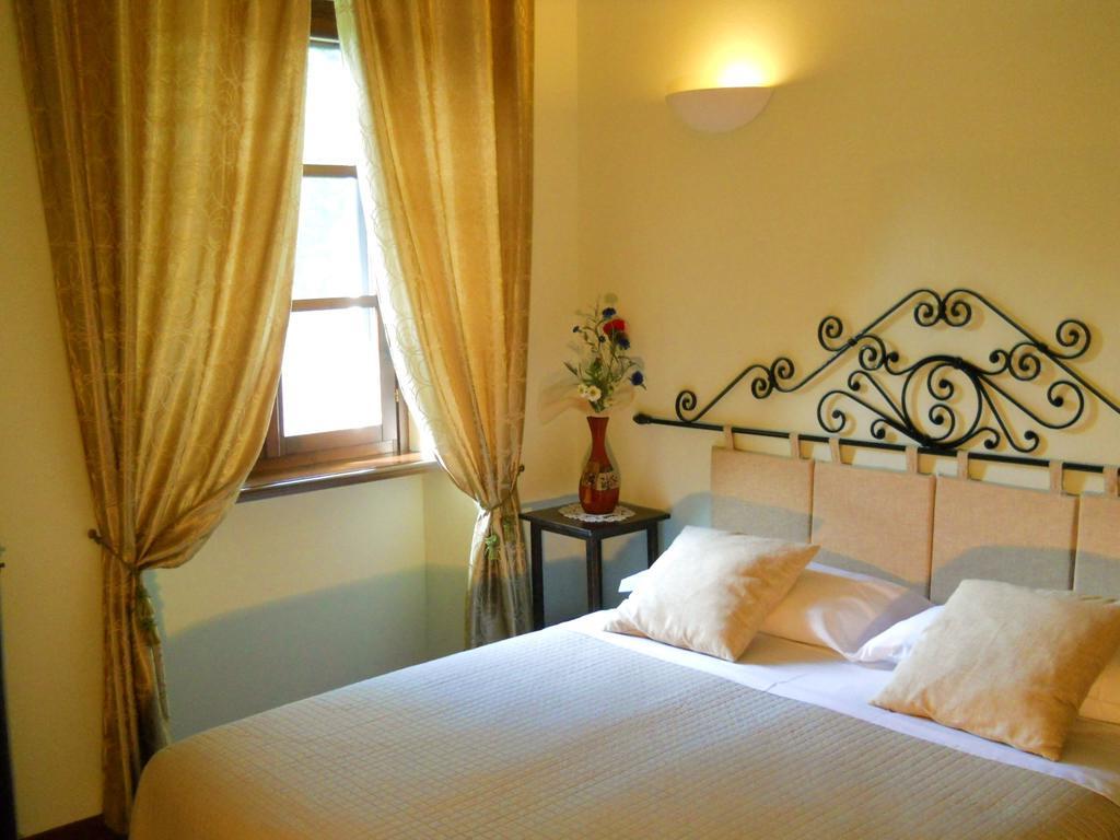 Tenuta Calabiana Diano dʼAlba Zimmer foto